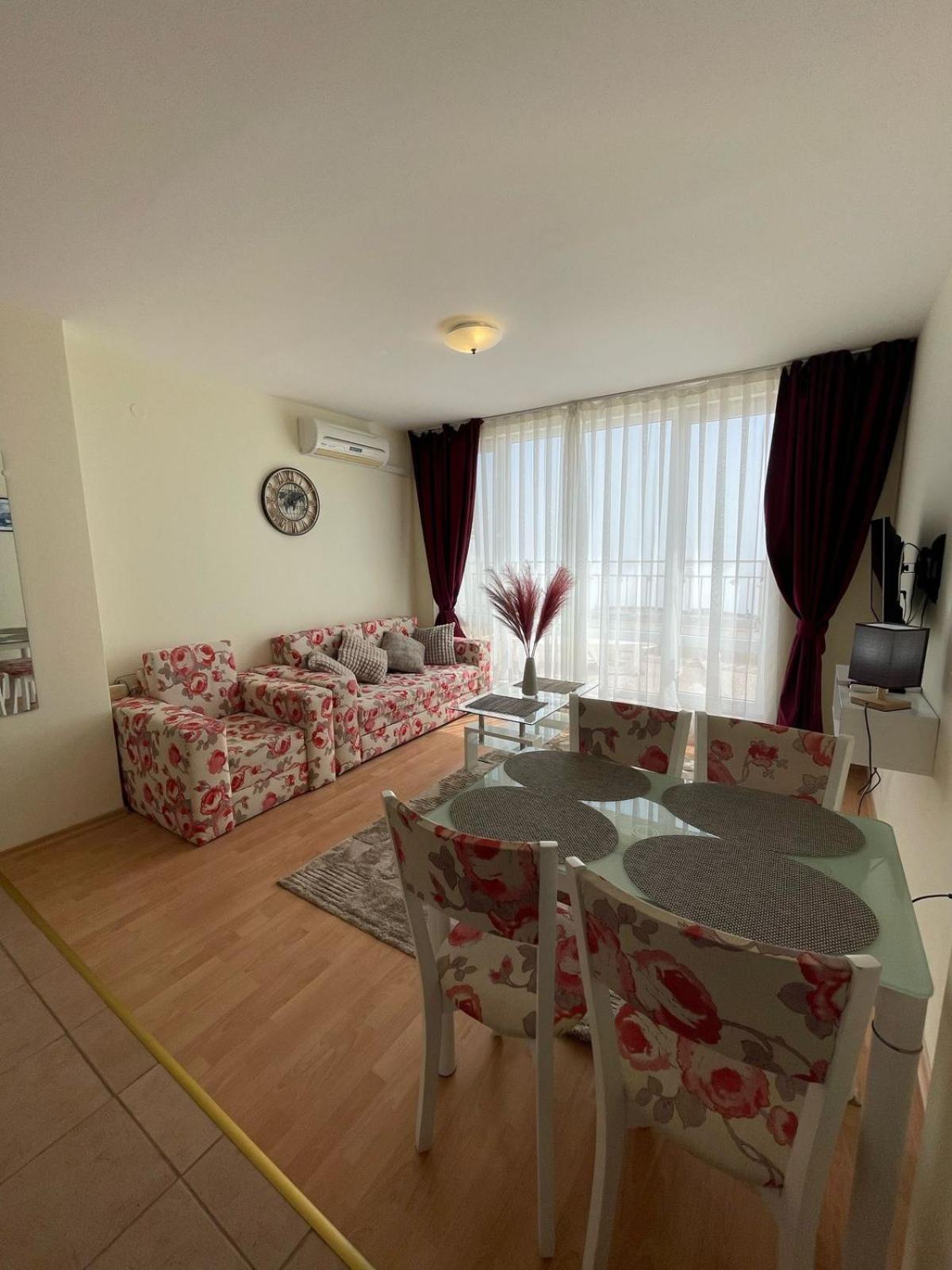Grand Resort - Imperial Crown Fort Club - Prestige Apartments Еленіте Номер фото